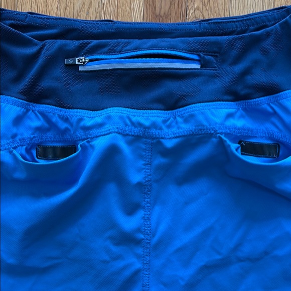 Rabbit Mountain Climber Short - Picture 7 of 11